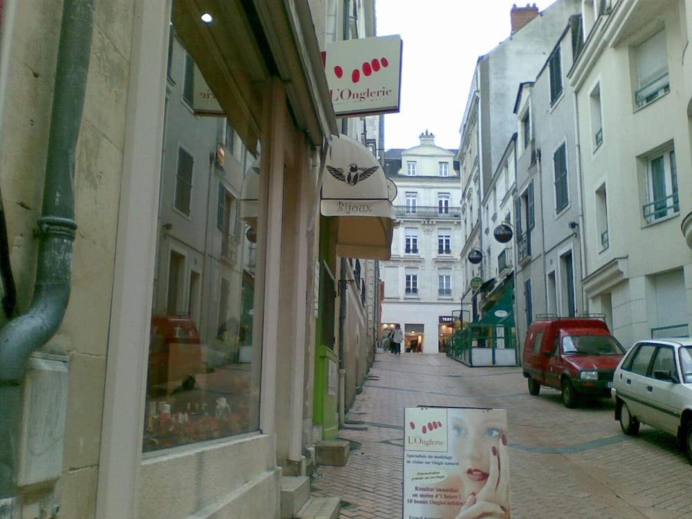 Charmant Cocon Au Coeur D'Angers Apartment Exterior photo