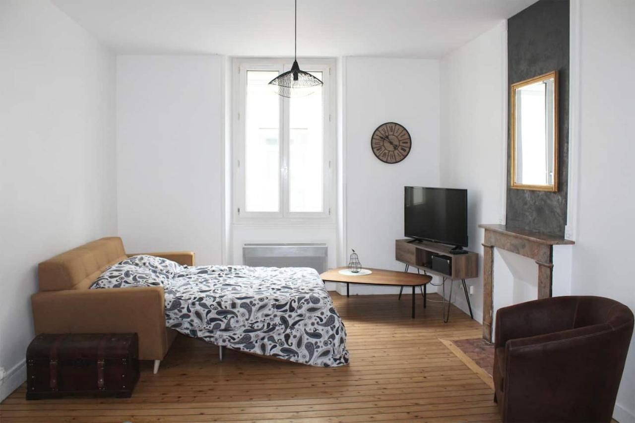 Charmant Cocon Au Coeur D'Angers Apartment Exterior photo
