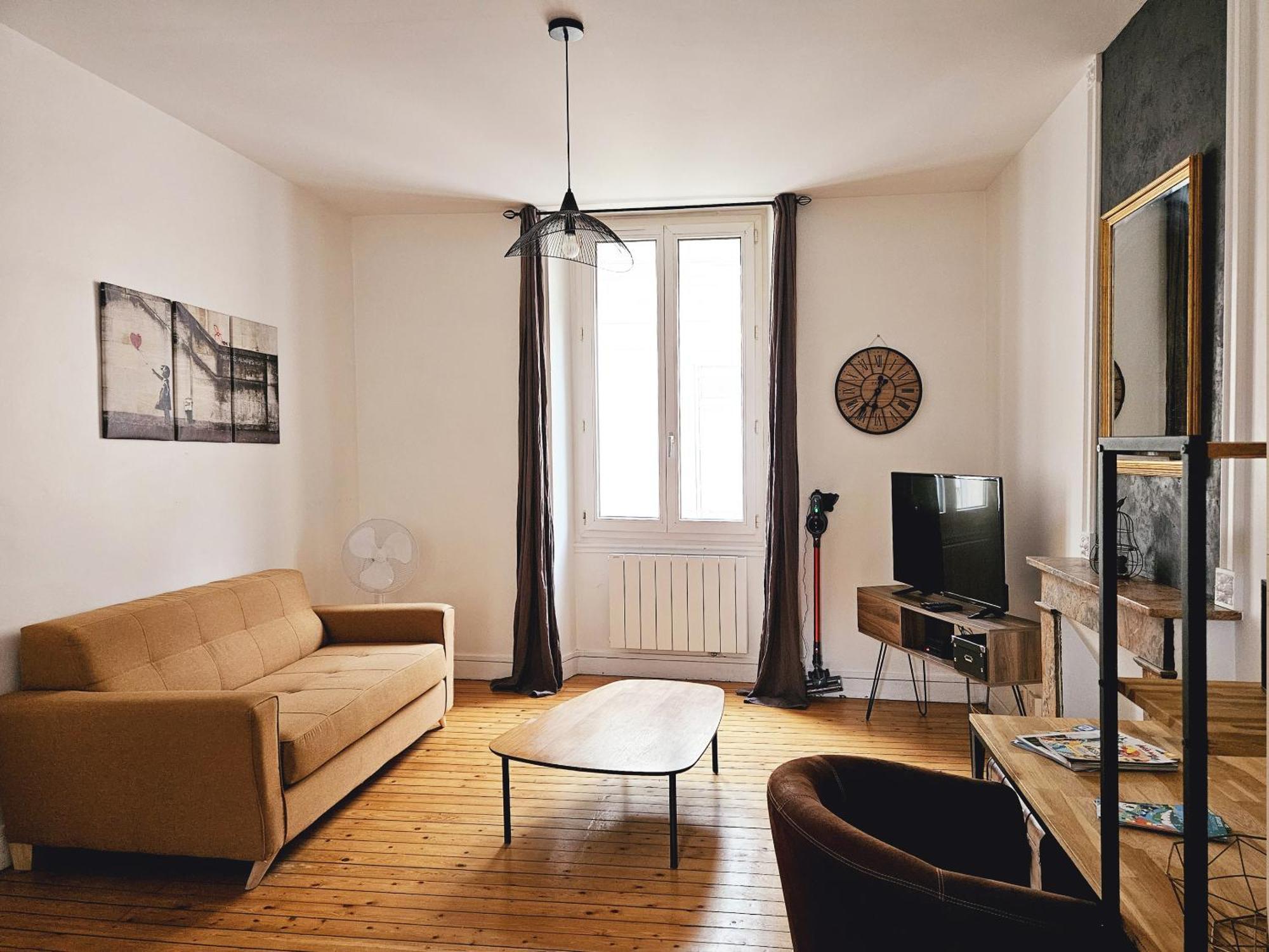 Charmant Cocon Au Coeur D'Angers Apartment Exterior photo
